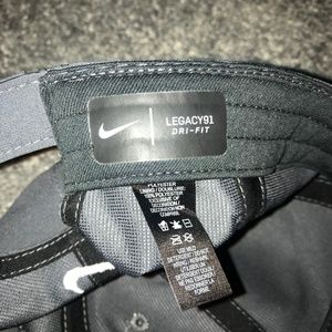 Nike Accessories - Womens Nike Hat 🧢 Nike Accessories - Womens Nike Hat 🧢